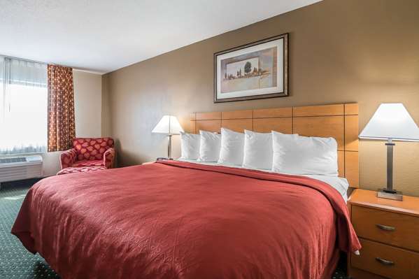  - Quality Inn Coralville - I-80, Exit 242