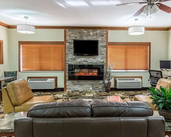  - Quality Inn North Cedar Rapids