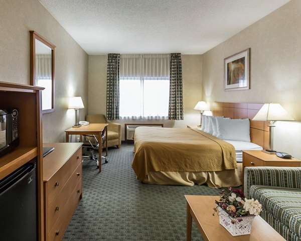 Suite - Quality Inn North Cedar Rapids