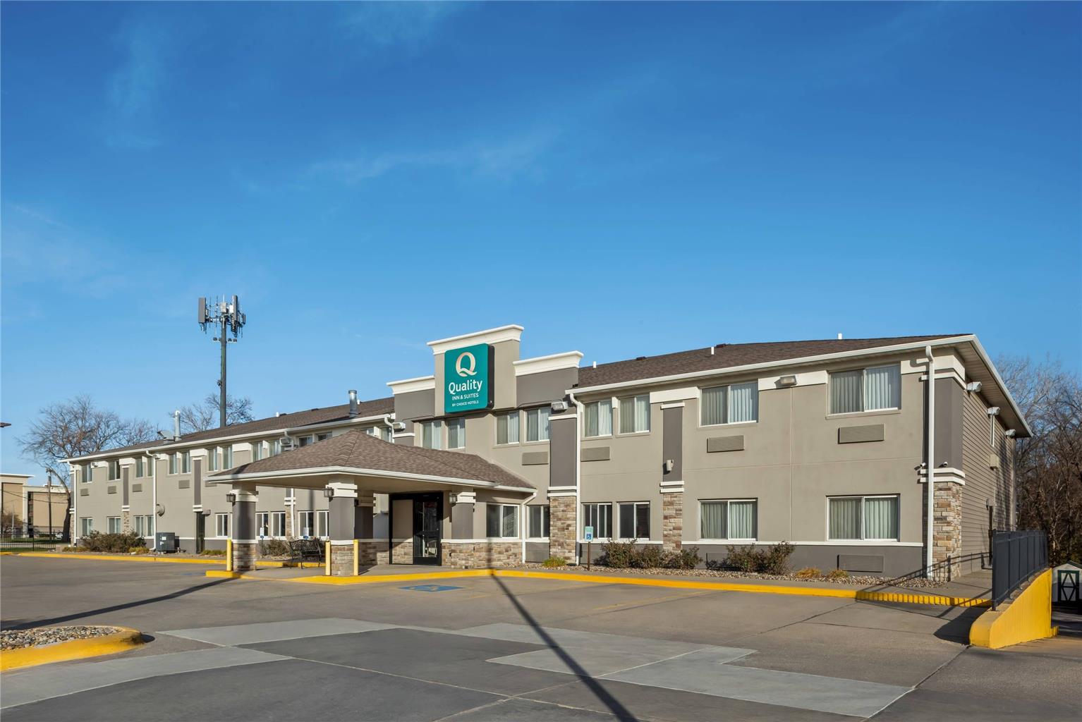Quality Inn & Suites