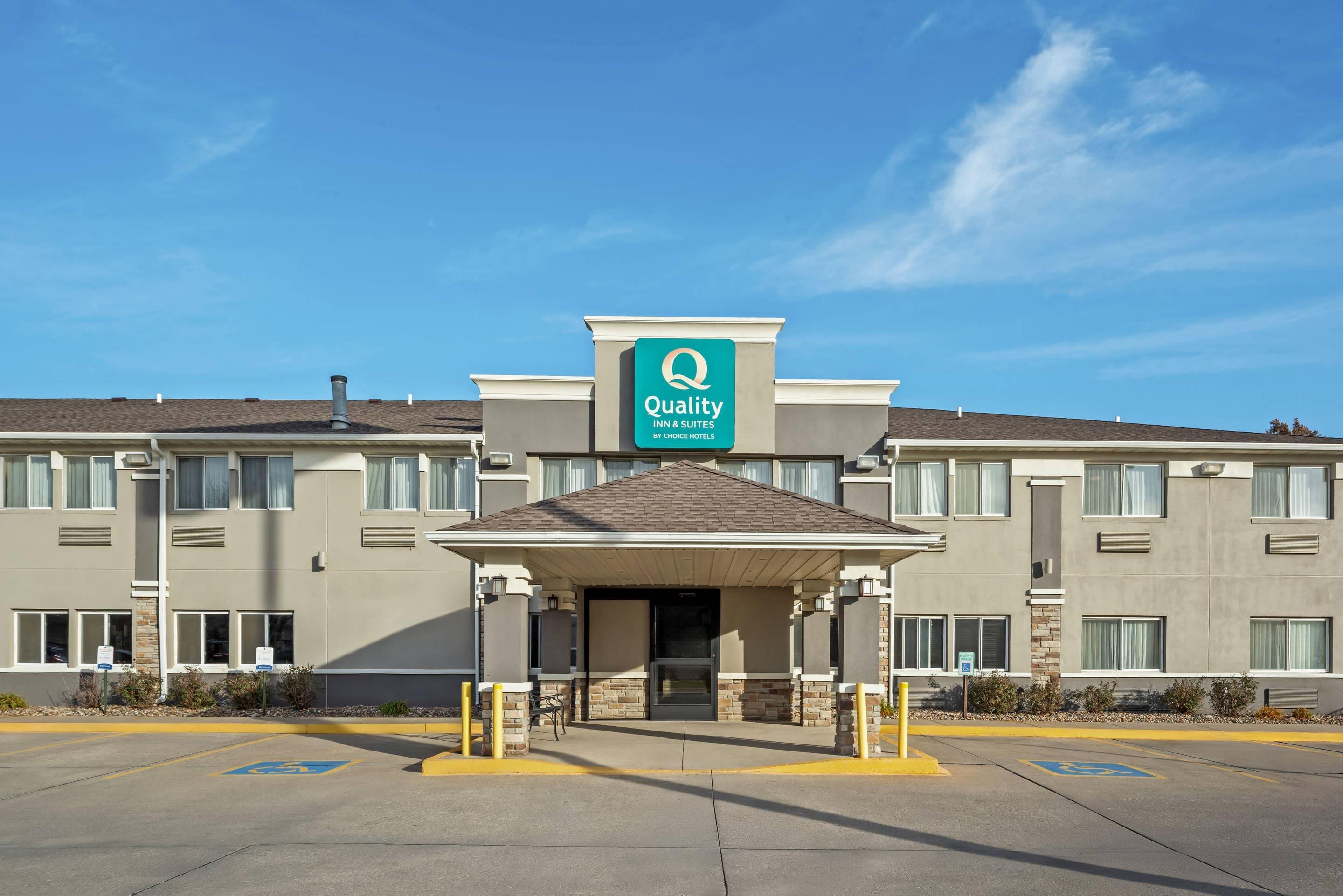 Hotel exterior | Quality Inn & Suites Des Moines Airport