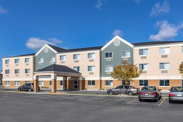 Exterior view - Quality Inn & Suites Mason City