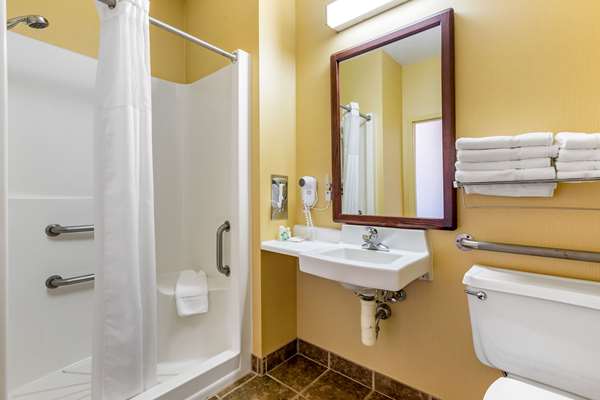  - Quality Inn & Suites Mason City
