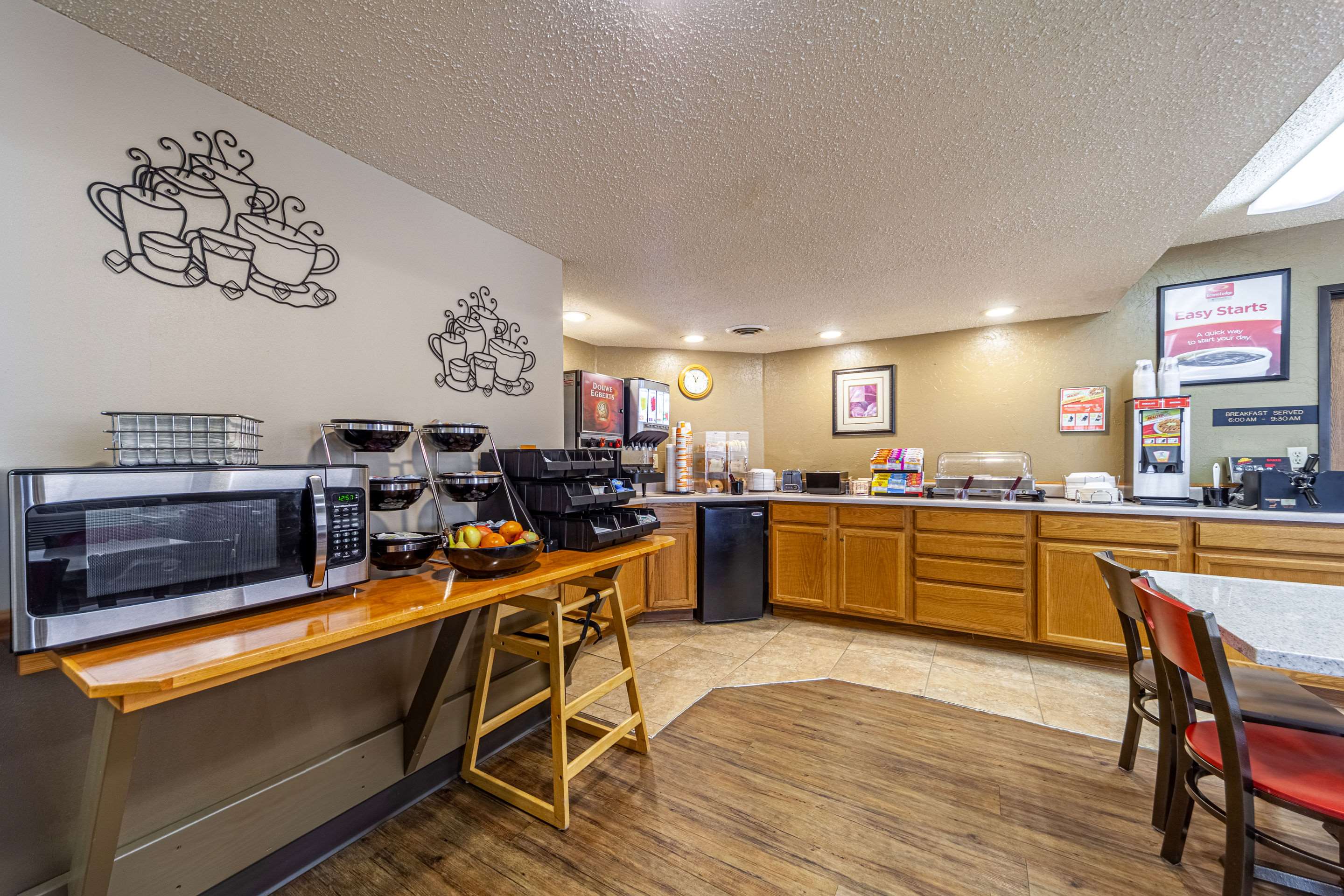 Breakfast counter