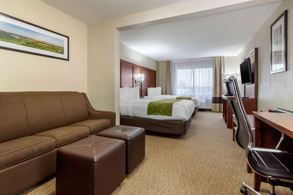  - Comfort Suites Council Bluffs - I-29, Exit 52