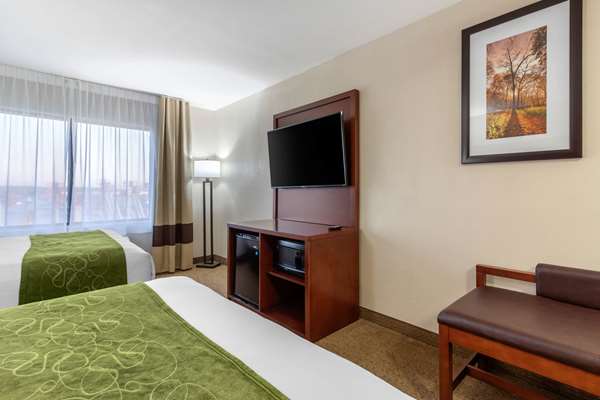  - Comfort Suites Council Bluffs - I-29, Exit 52