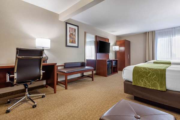  - Comfort Suites Council Bluffs - I-29, Exit 52