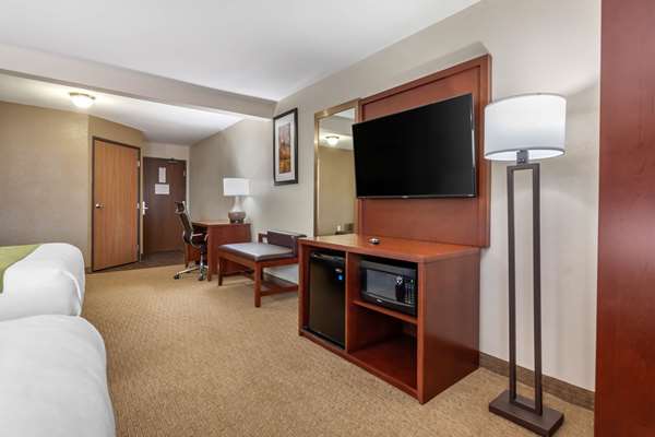  - Comfort Suites Council Bluffs - I-29, Exit 52