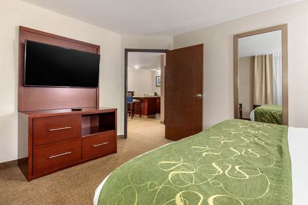 Suite - Comfort Suites Council Bluffs - I-29, Exit 52