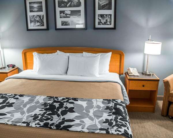  - Sleep Inn & Suites Davenport