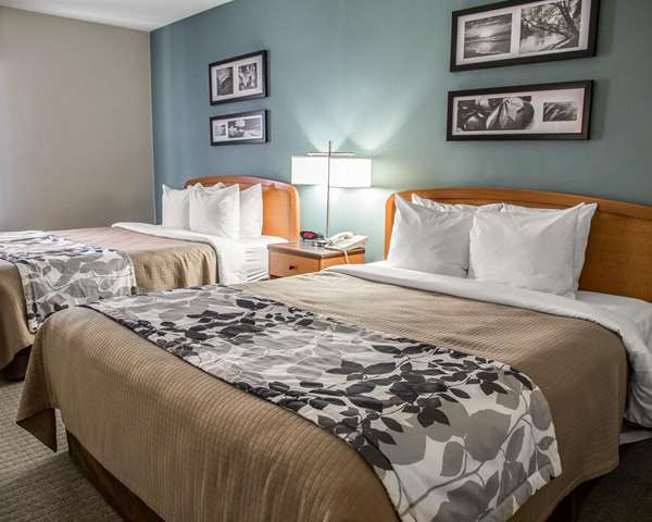  - Sleep Inn & Suites Davenport