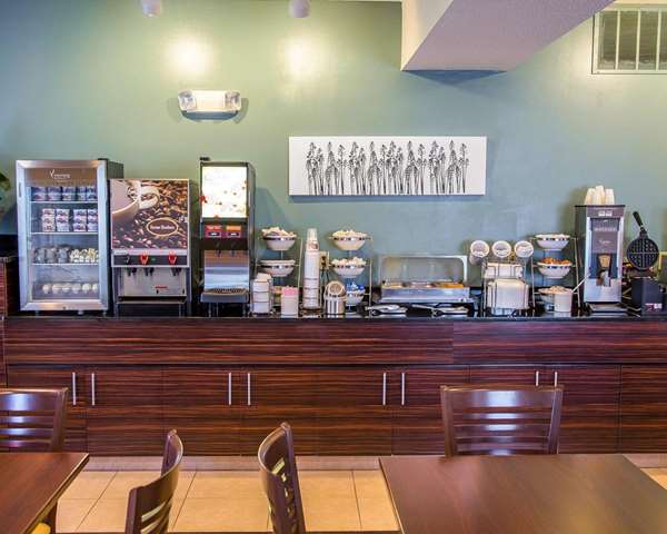 Amenities - Sleep Inn & Suites Davenport