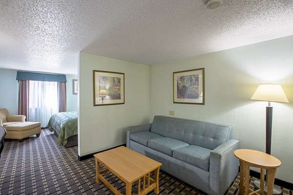  - Quality Inn & Suites Metro Council Bluffs - I-29, Exit 53A