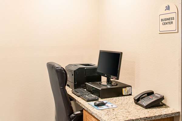 Conference Area - MainStay Suites Dubuque