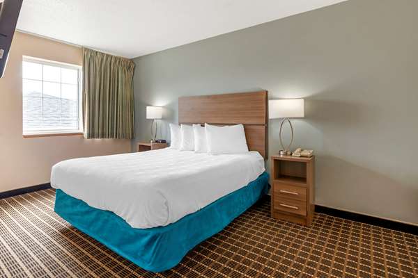 Suite - MainStay Suites Dubuque