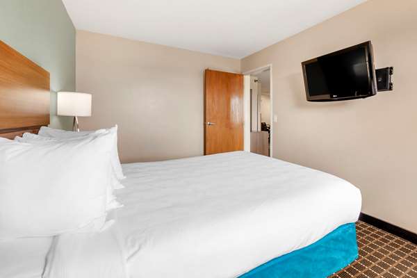 Suite - MainStay Suites Dubuque