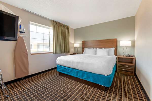 Suite - MainStay Suites Dubuque