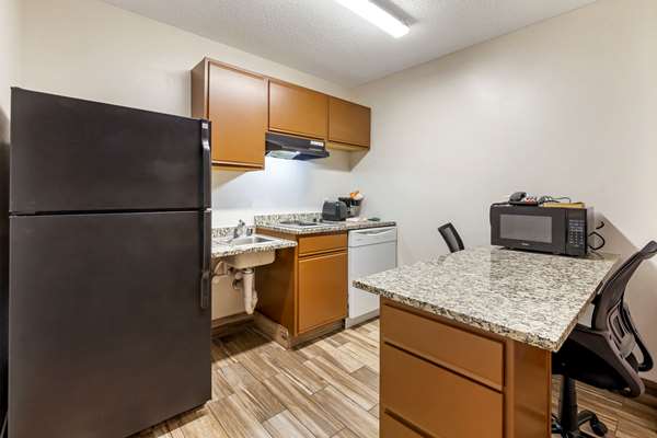Suite - MainStay Suites Dubuque