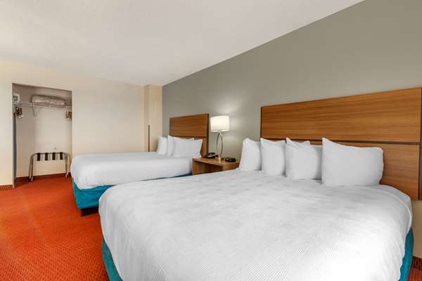 Suite - MainStay Suites Dubuque