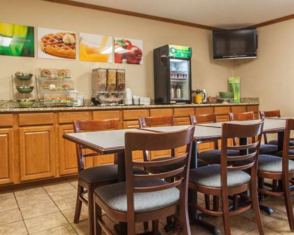 Amenities - Quality Inn & Suites Eldridge - US 61, Exit 127