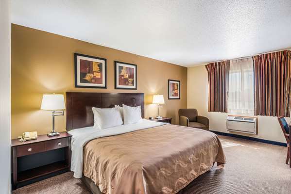  - Quality Inn & Suites Eldridge - US 61, Exit 127