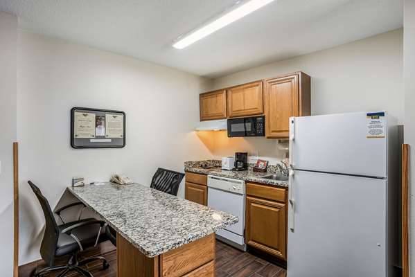 Suite - MainStay Suites Cedar Rapids