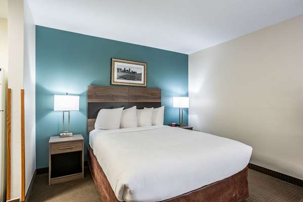 Suite - MainStay Suites Cedar Rapids