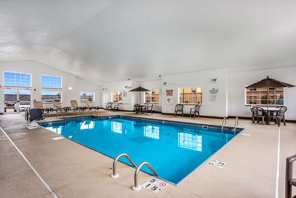 Pool - MainStay Suites Cedar Rapids