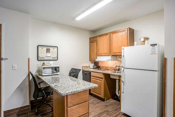Suite - MainStay Suites Cedar Rapids