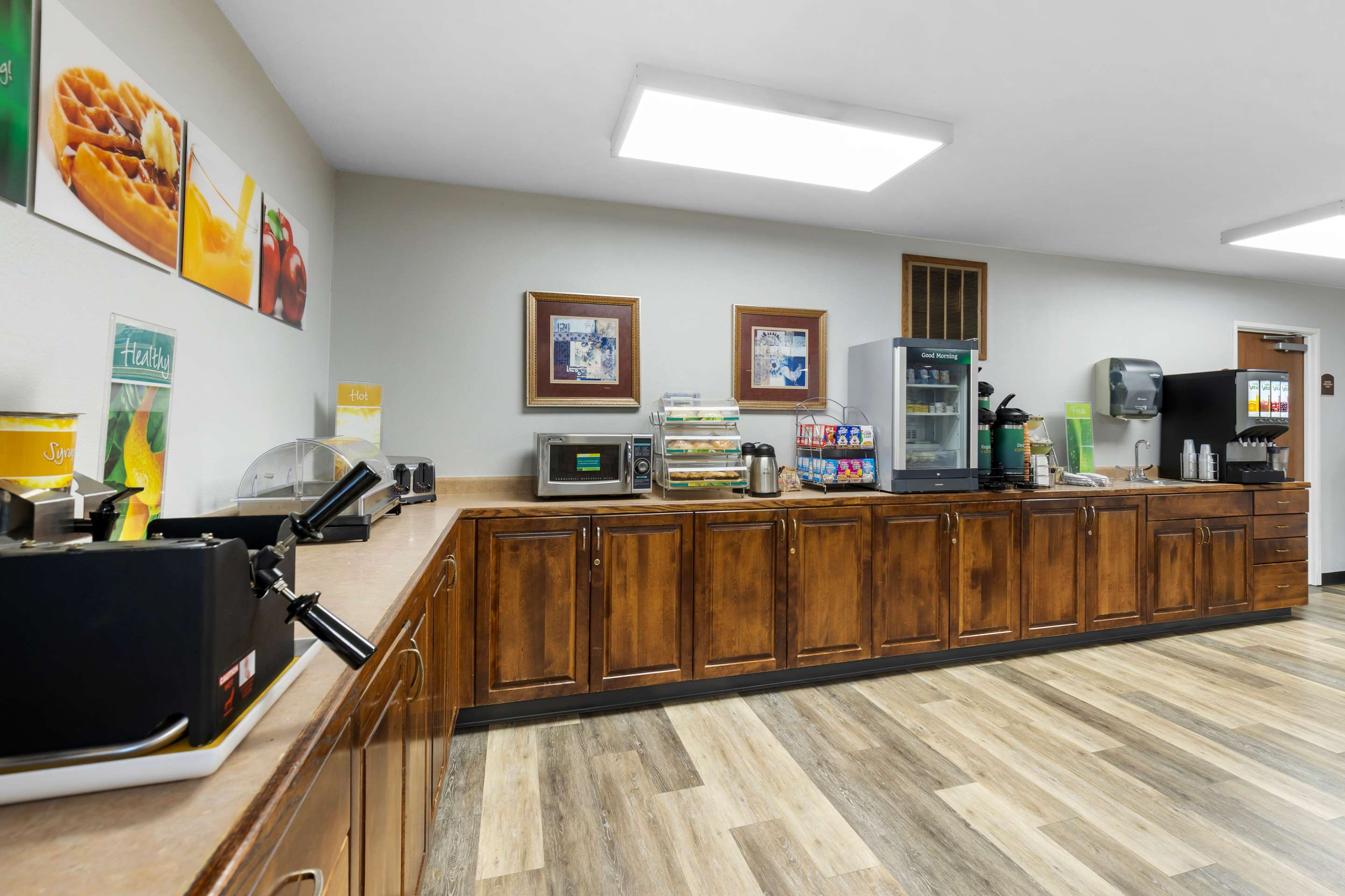 Breakfast area