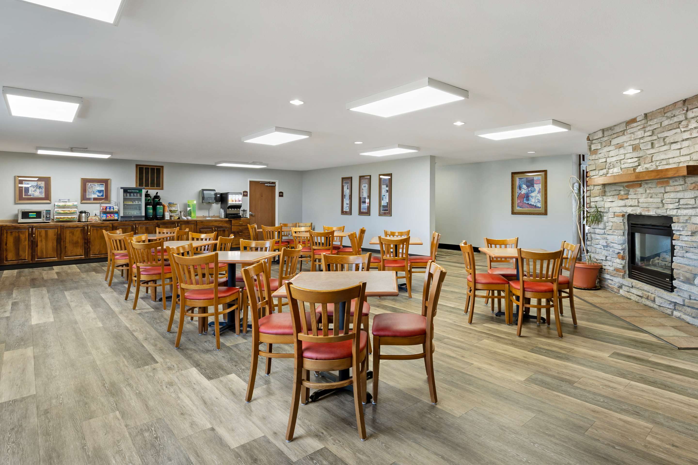 Breakfast area