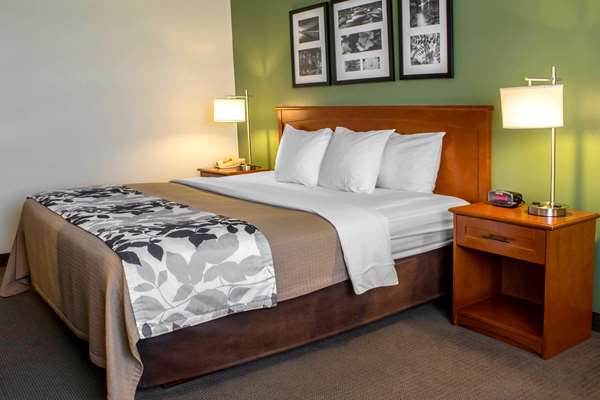  - Sleep Inn & Suites Charles City