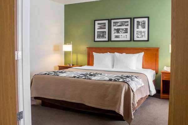 Suite - Sleep Inn & Suites Charles City