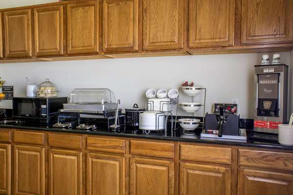 Amenities - Sleep Inn & Suites Charles City