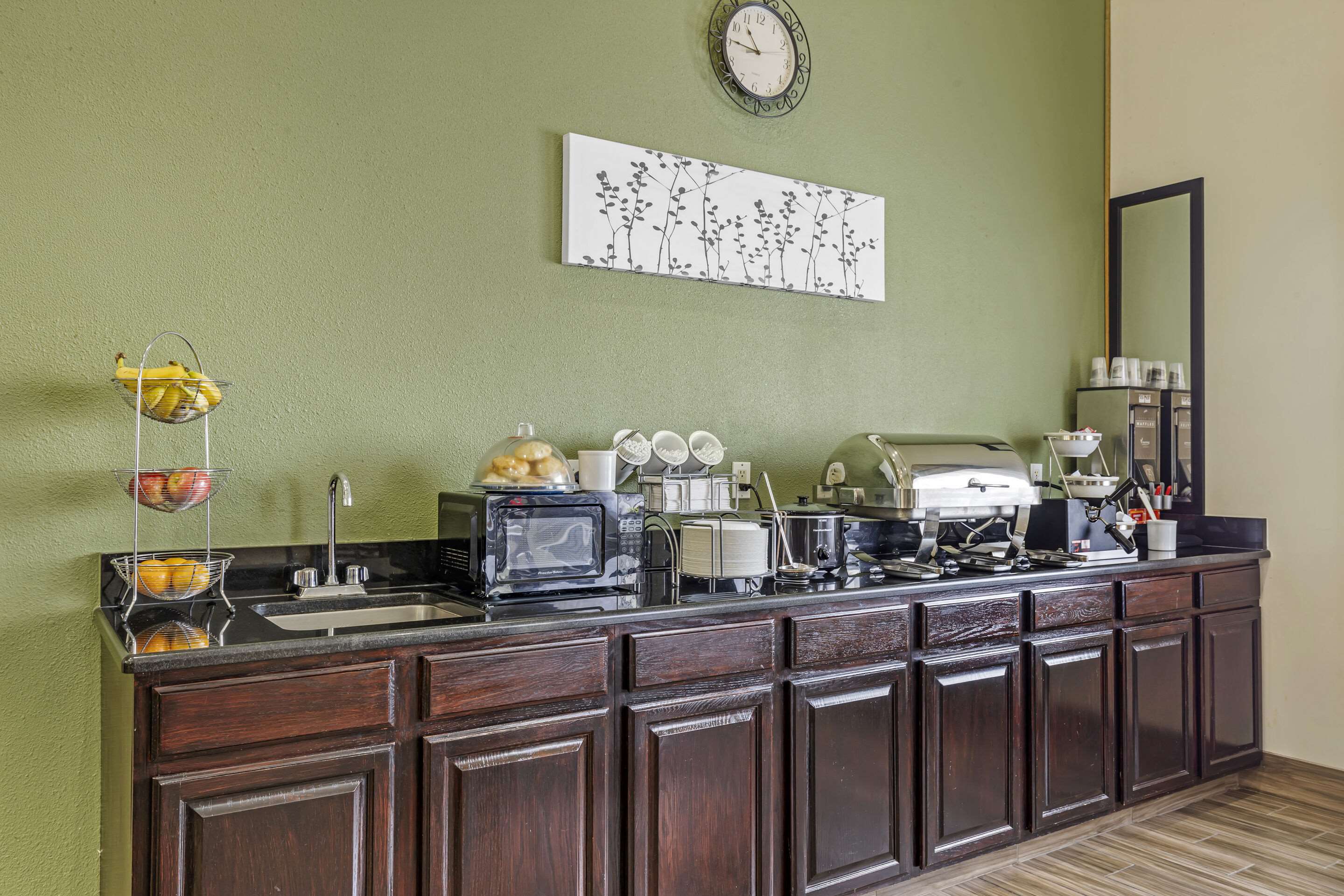 Breakfast counter | Sleep Inn & Suites