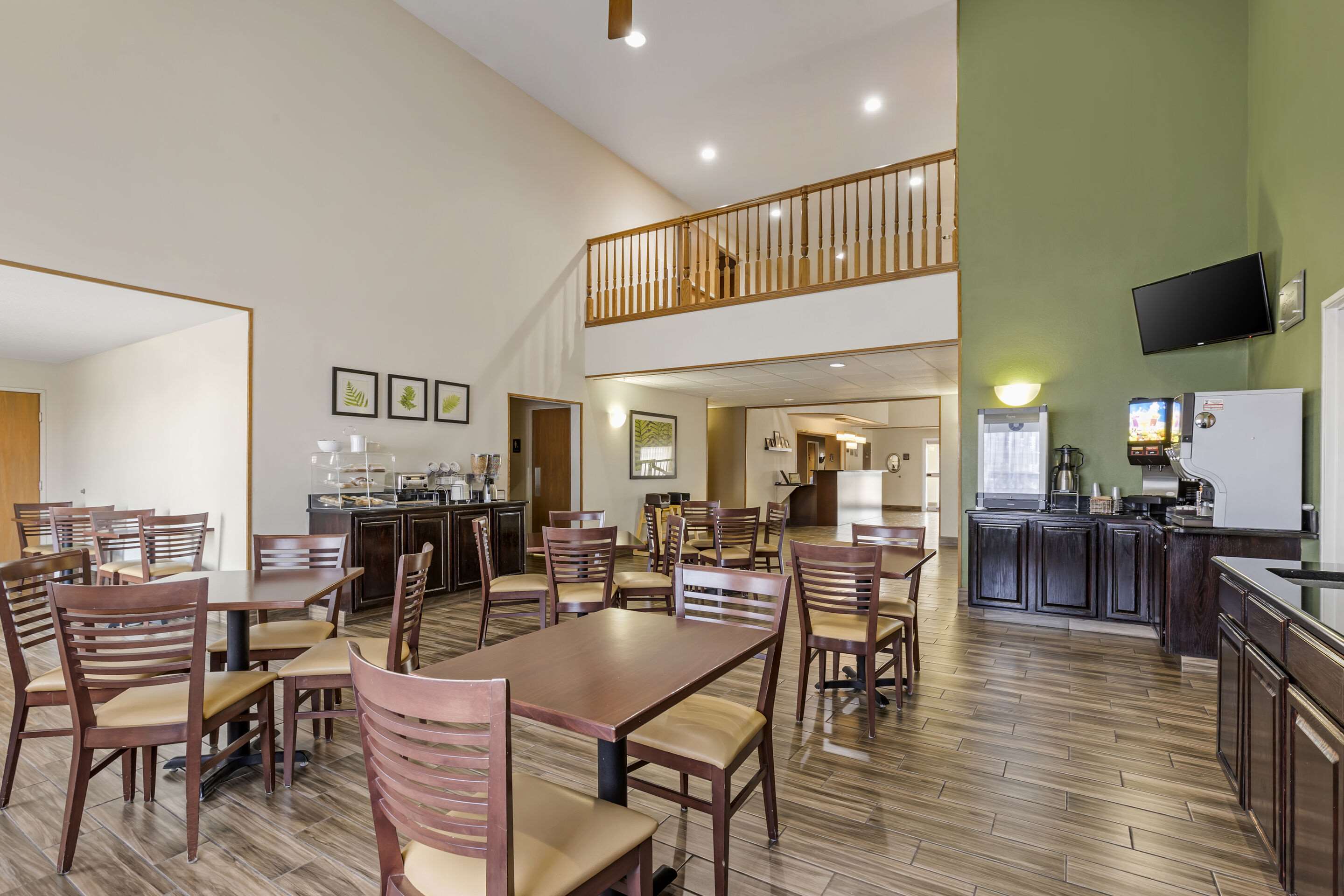 Enjoy breakfast in this seating area | Sleep Inn & Suites
