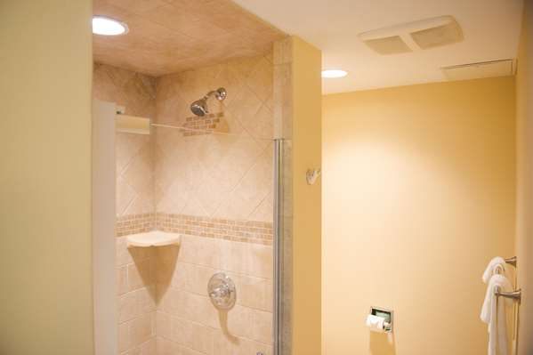 Suite - Quality Inn & Suites Ames - I-35, Exit 113