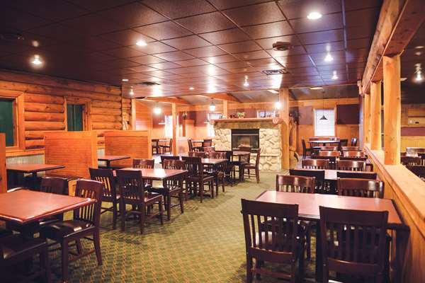 Restaurant - Quality Inn & Suites Ames - I-35, Exit 113