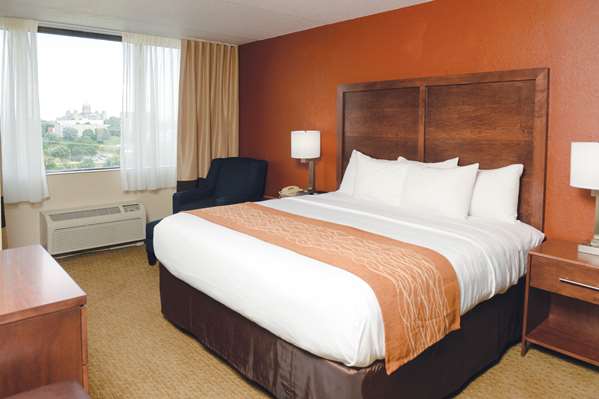  - Comfort Inn & Suites Event Center Des Moines