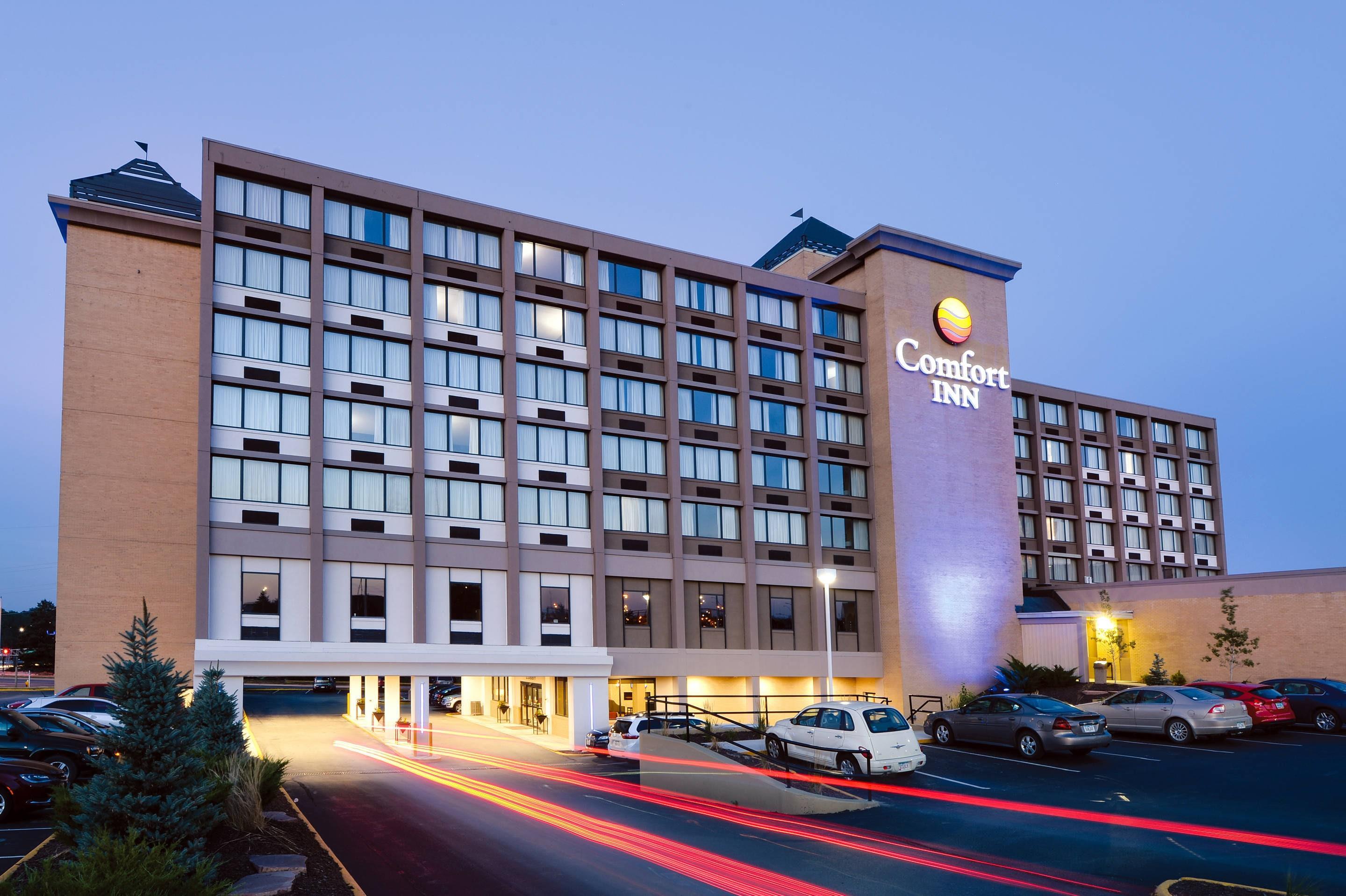 Hotel exterior | Comfort Inn & Suites Event Center