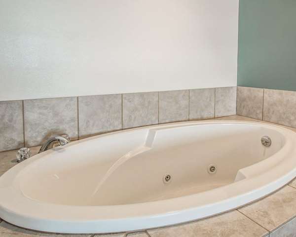 Suite - Sleep Inn & Suites Mt Vernon