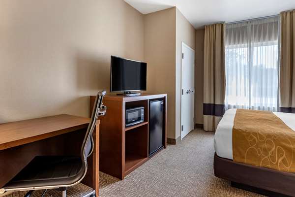  - Comfort Suites Coralville