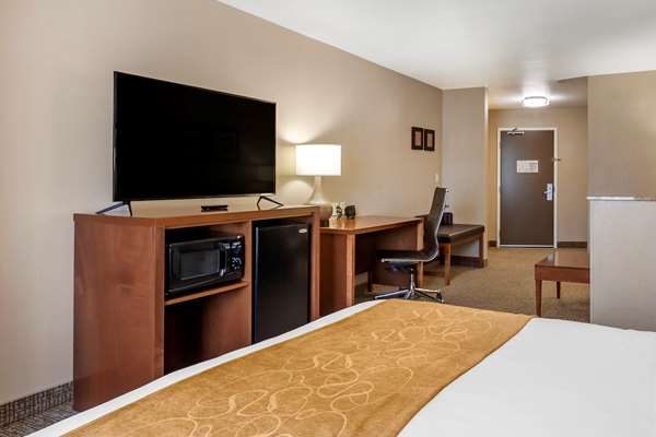  - Comfort Suites Coralville