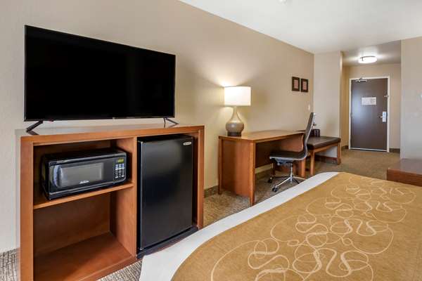 Suite - Comfort Suites Coralville