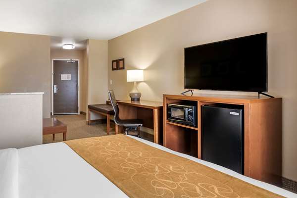 Suite - Comfort Suites Coralville