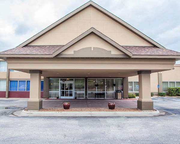 Exterior view - Quality Inn Fort Dodge