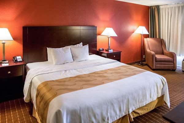 - Quality Inn Fort Dodge