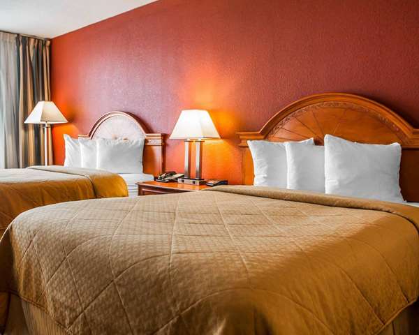  - Quality Inn Fort Dodge