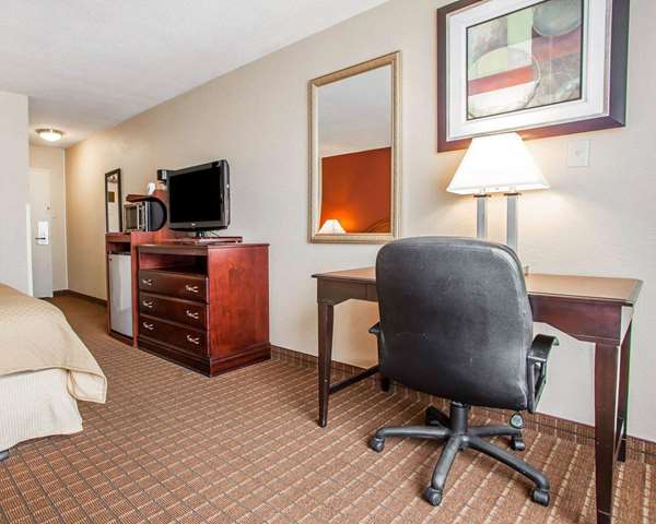  - Quality Inn Fort Dodge