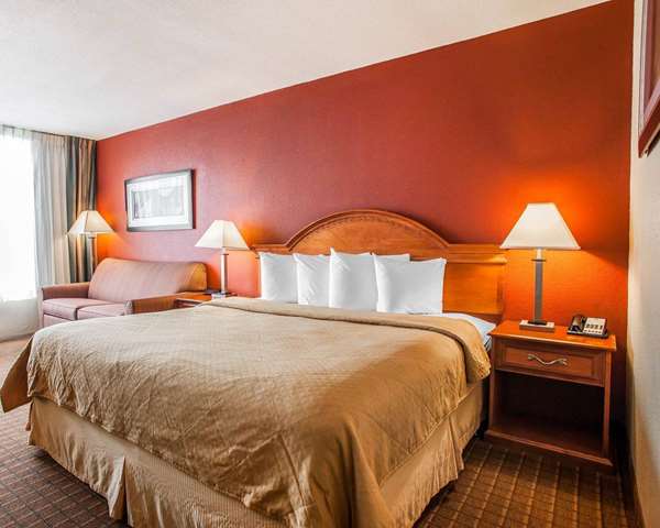  - Quality Inn Fort Dodge